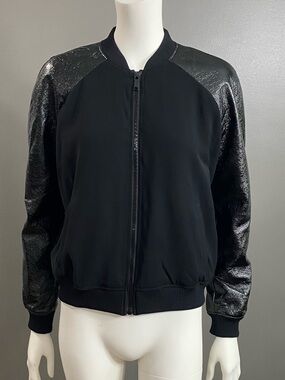 MICHAEL Michael Kors Black Bomber Jacket with textured Glossy Sleeves Size XS XP